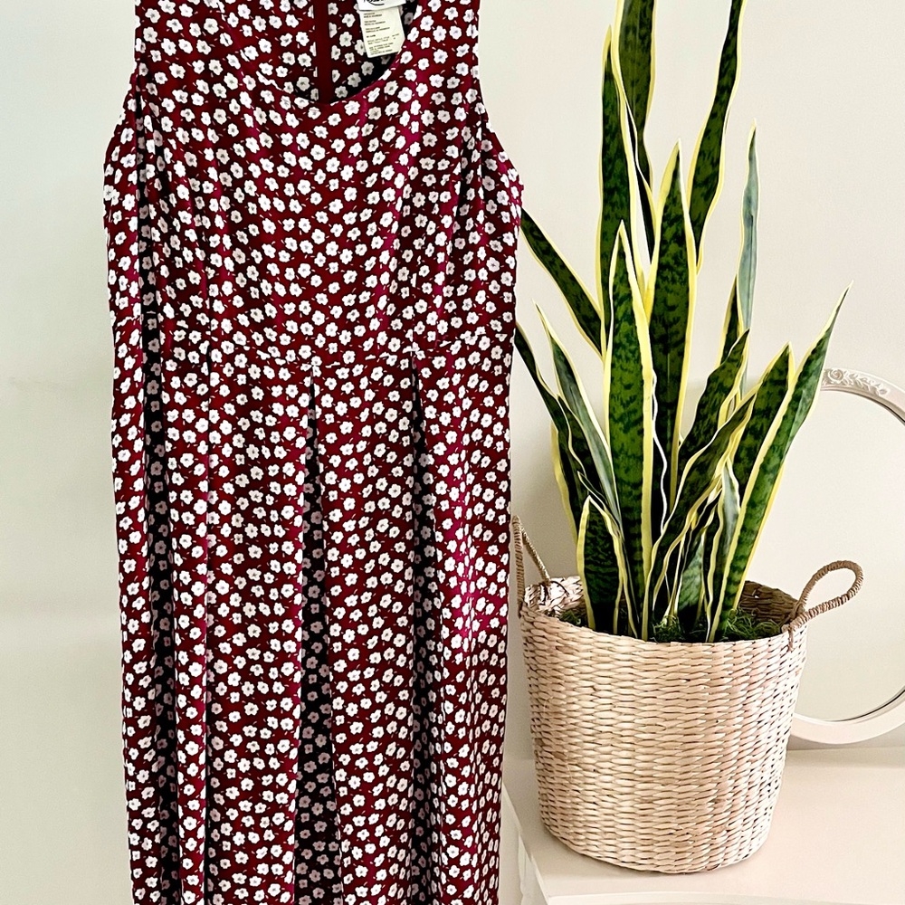 Kathie Lee Vintage Sleeveless Dress